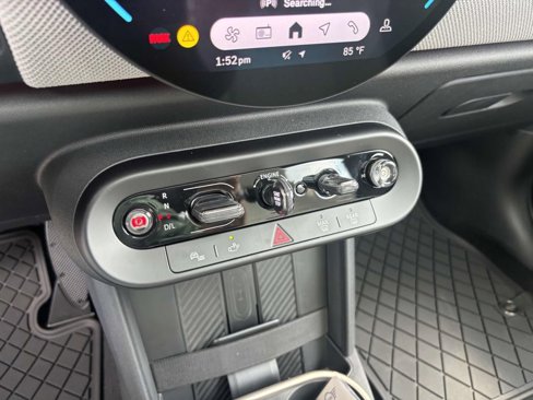 New 2025 MINI Cooper 4-Door Hardtop image 22