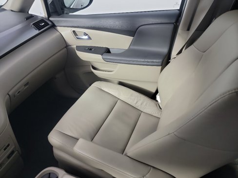 Used 2014 Honda Odyssey Touring Elite image 25