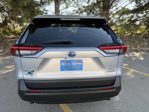 Used 2019 Toyota RAV4 XLE image 7