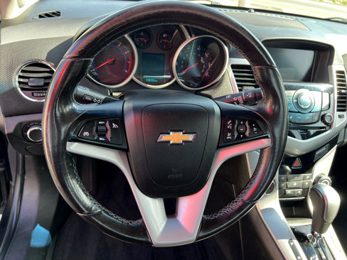 Used 2015 Chevrolet Cruze LT image 19