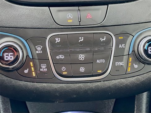 Used 2023 Chevrolet Malibu LT image 21