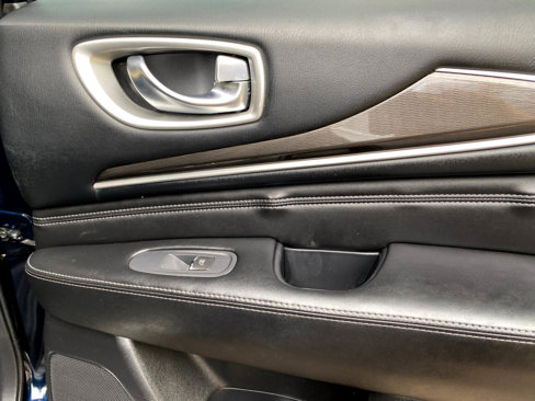 Used 2020 INFINITI QX60 Luxe w/ Essential Package image 39