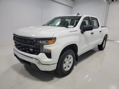 Used 2023 Chevrolet Silverado 1500 W/T w/ Trailering Package image 3