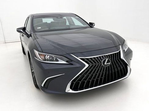Used 2022 Lexus ES 350 w/ Premium Package image 3
