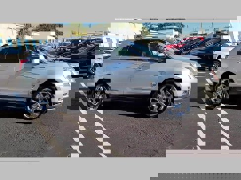 Used 2010 Cadillac SRX Premium image 30