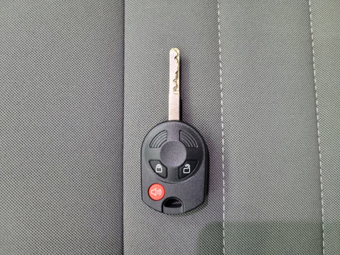 Used 2019 Ford Escape S image 32