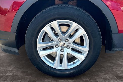 Used 2018 Ford Explorer XLT w/ Equipment Group 202A image 35