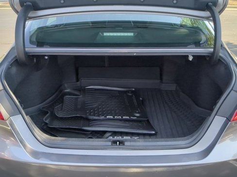 Certified 2019 Toyota Camry SE image 23