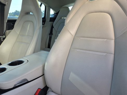 Certified 2018 Porsche Panamera 4 w/ Premium Package Plus image 5