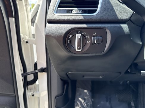 Used 2018 Audi Q3 2.0T Premium image 20
