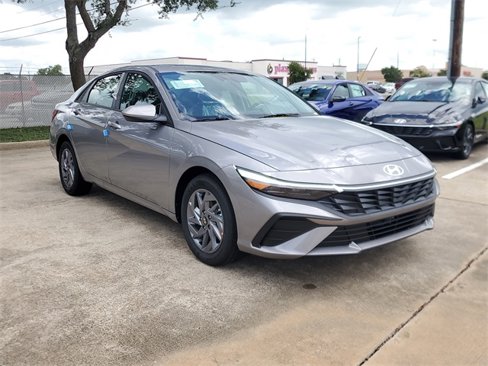 New 2025 Hyundai Elantra Blue image 2