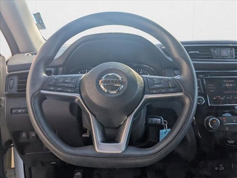 Used 2019 Nissan Rogue S image 9