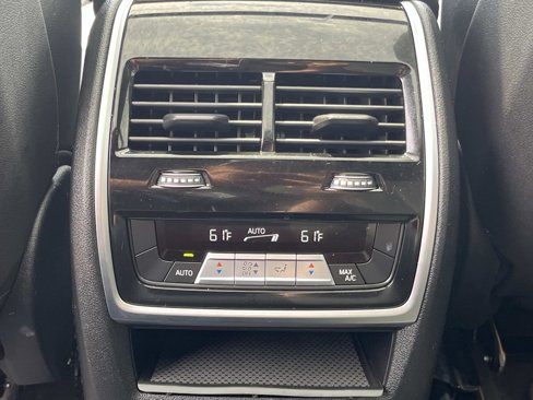 Used 2019 BMW X5 xDrive40i w/ Luxury Seating Package image 27