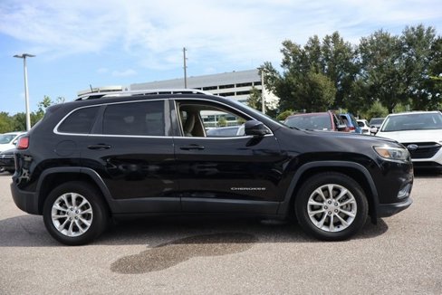 Used 2019 Jeep Cherokee Latitude w/ Popular Appearance Group image 8