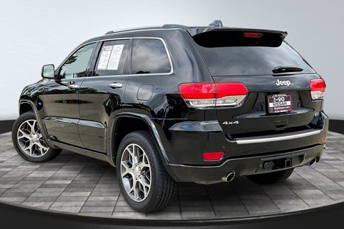 Used 2019 Jeep Grand Cherokee Overland image 14