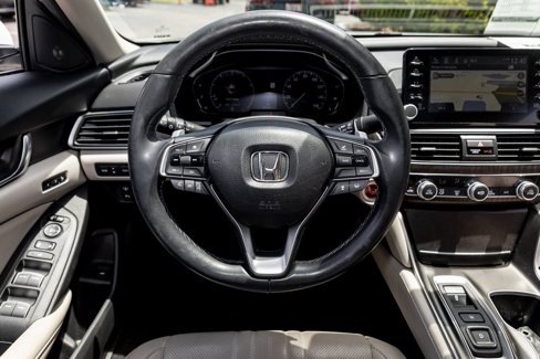 Used 2020 Honda Accord Touring image 27