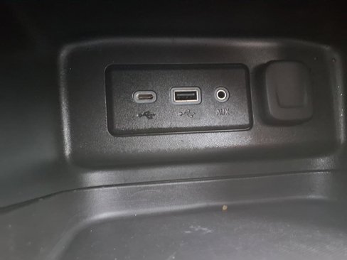 Used 2021 Chevrolet Equinox LT image 22