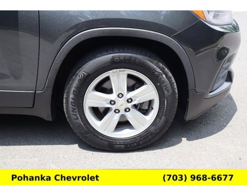 Used 2018 Chevrolet Trax LT w/ LT Convenience Package image 30