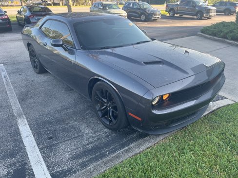 Used 2018 Dodge Challenger SXT Plus image 3