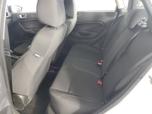 Used 2014 Ford Fiesta SE image 12