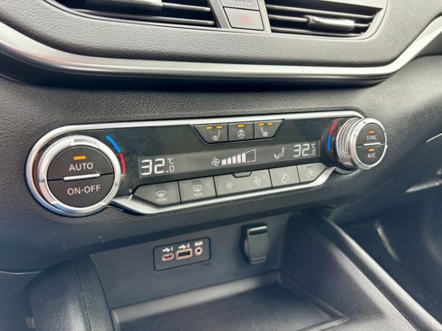 Used 2019 Nissan Altima 2.5 SV image 28