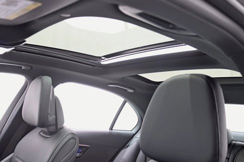 Used 2023 Mercedes-Benz C 300 4MATIC Sedan image 30