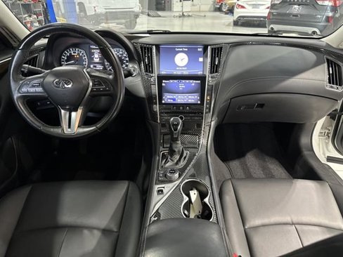 Used 2018 INFINITI Q50 Luxe w/ All Weather Package (L93) image 19
