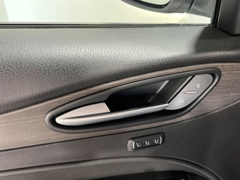 Used 2022 Alfa Romeo Stelvio Ti image 21