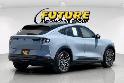 Certified 2024 Ford Mustang Mach-E Premium image 3