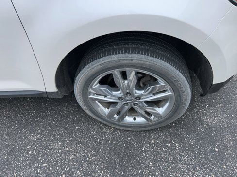 Used 2013 Ford Edge SEL image 7