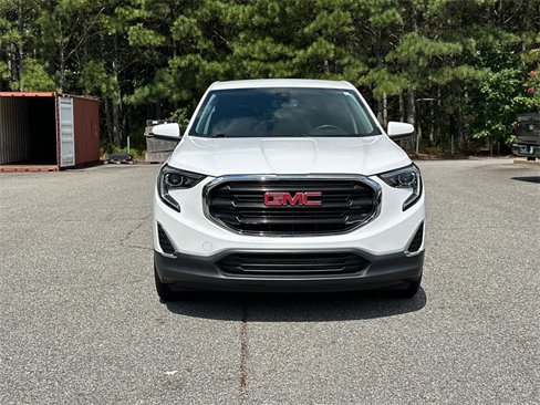 Used 2021 GMC Terrain SLE image 2