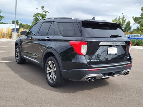 Used 2020 Ford Explorer Platinum image 3