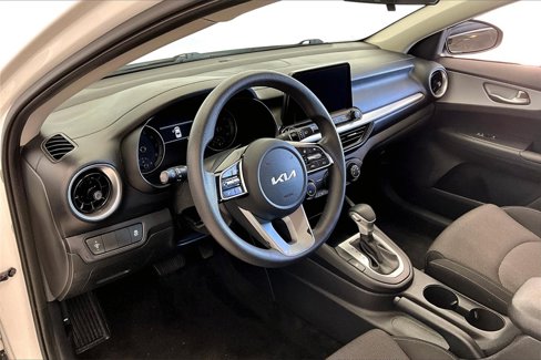 Used 2022 Kia Forte LXS image 13