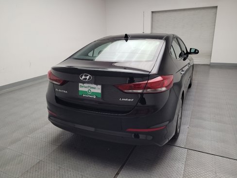 Used 2017 Hyundai Elantra Limited image 7