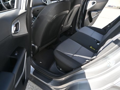 Used 2023 Kia Soul LX image 29