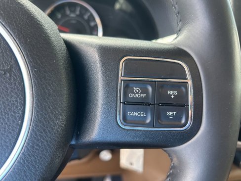 Used 2014 Jeep Wrangler Unlimited Sahara w/ Max Tow Package image 40