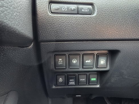Used 2019 Nissan Rogue SL image 13