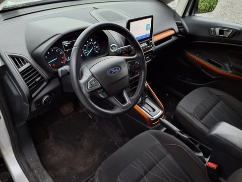 Used 2022 Ford EcoSport SE w/ SE Convenience Package image 6