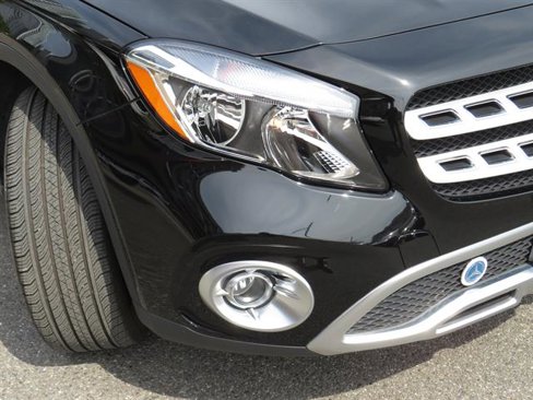 Used 2018 Mercedes-Benz GLA 250 4MATIC image 25