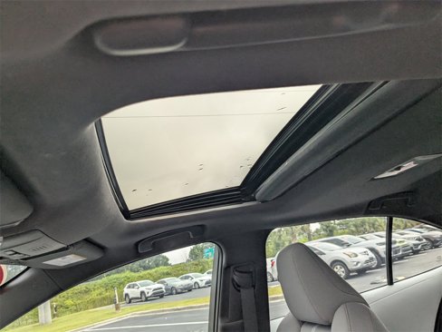 Used 2022 Toyota Corolla SE image 19