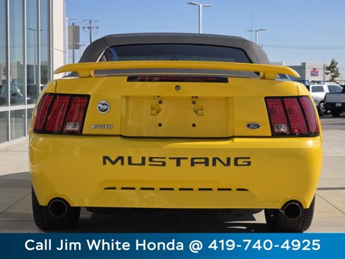 Used 2004 Ford Mustang GT image 13