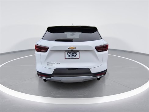 Used 2023 Chevrolet Blazer LT image 7