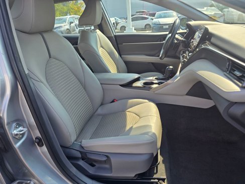 Used 2021 Toyota Camry SE image 42