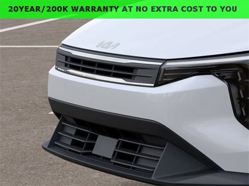New 2025 Kia K4 LX image 12
