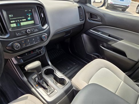 Used 2018 Chevrolet Colorado W/T w/ WT Convenience Package image 17