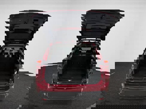 Used 2024 Nissan Rogue SV image 4