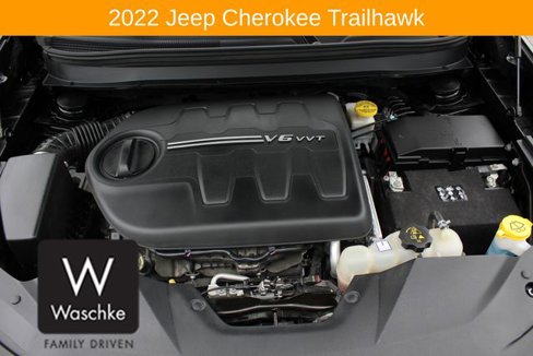 Used 2022 Jeep Cherokee Trailhawk w/ Sun, Sound & Nav Group image 11