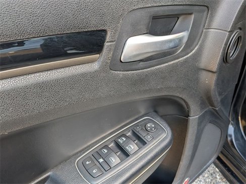 Used 2016 Chrysler 300 S image 16