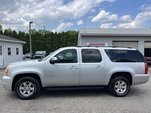 Used 2012 GMC Yukon XL SLT w/ SLT-2 Equipment Package image 17