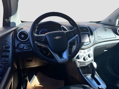 Used 2016 Chevrolet Trax LT w/ LT Convenience Package image 21